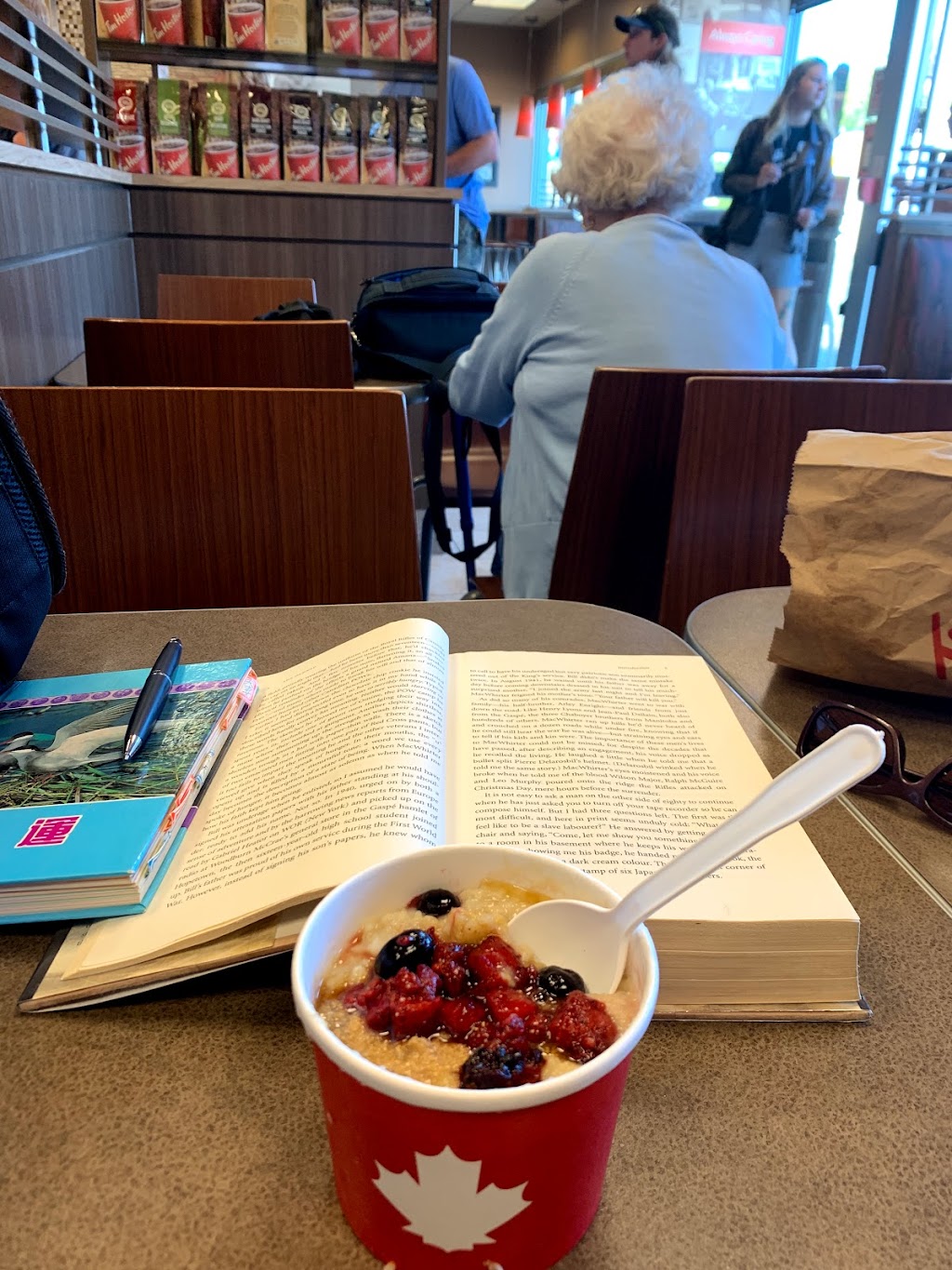 Tim Hortons | 1099 McKenzie Ave Unit 1, Victoria, BC V8P 2L5, Canada | Phone: (250) 658-0170