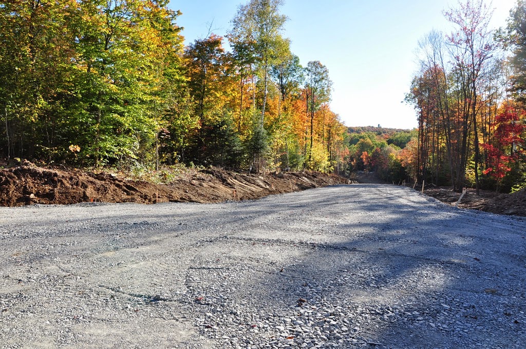 Domaine du Ruisseau | Chemin du Lac Connelly, Saint-Hippolyte, QC J8A 1T4, Canada | Phone: (450) 820-7758