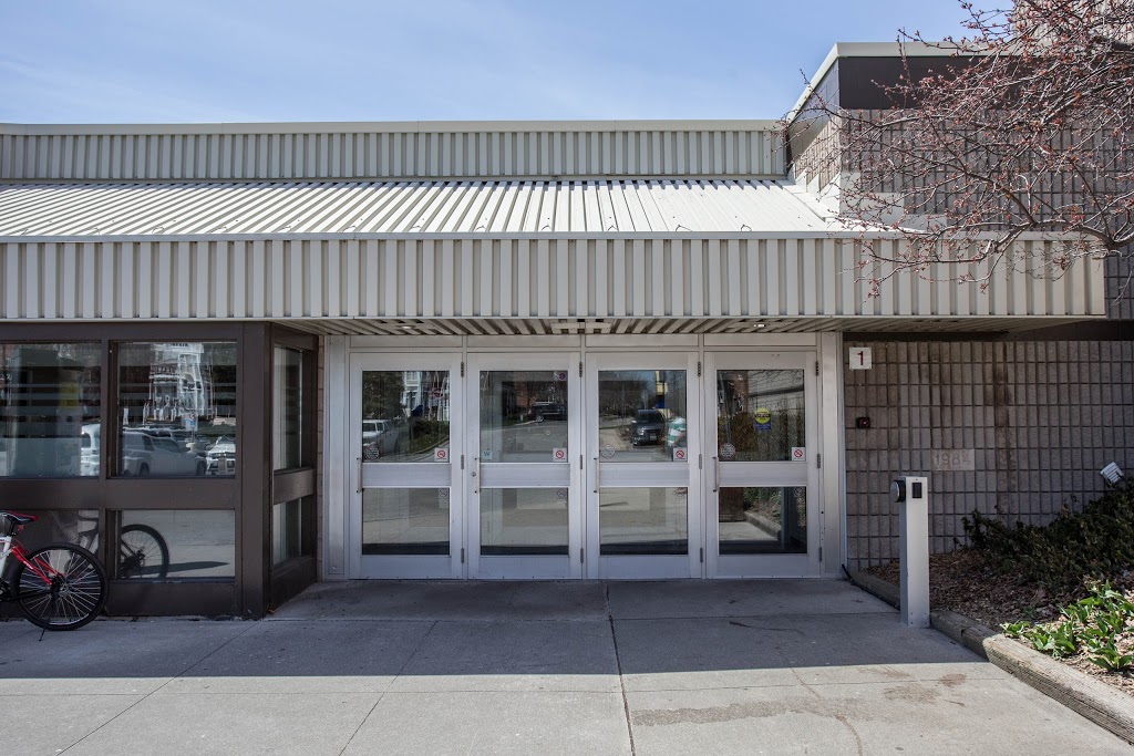 River Oaks Community Centre | 2400 Sixth Line, Oakville, ON L6H 3N8, Canada | Phone: (905) 338-4186