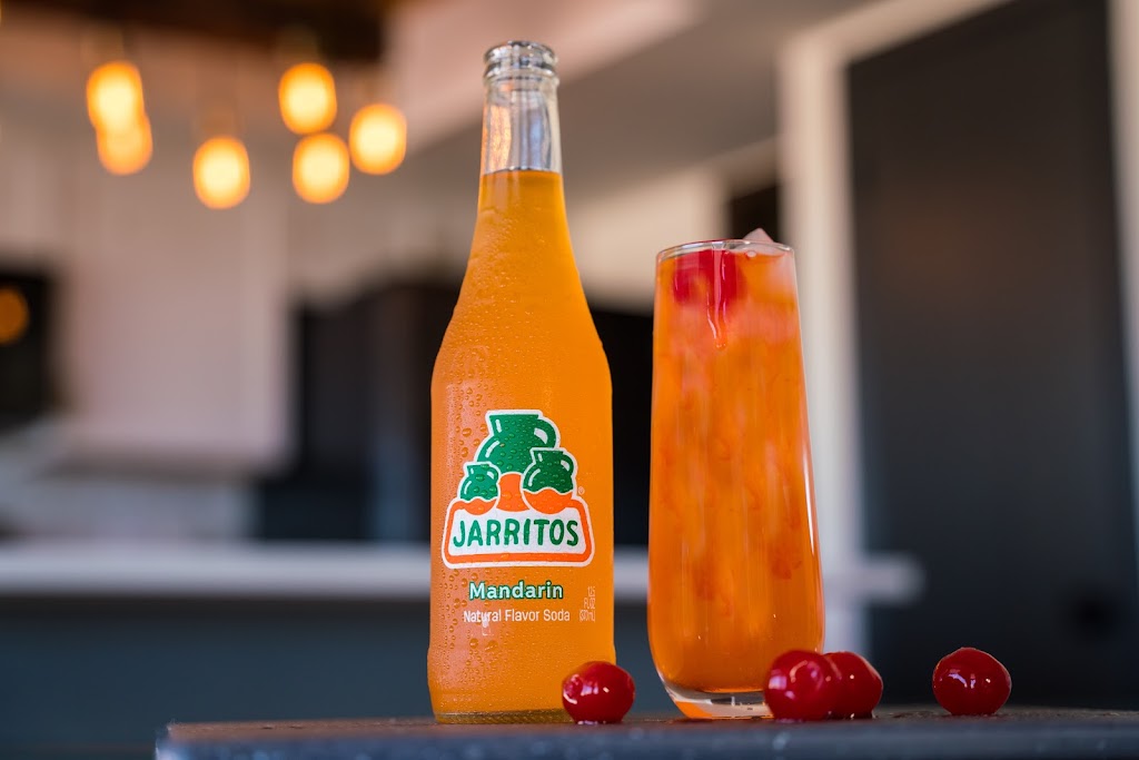 Mango Burrito Mexican Grill | 215 Chain Lake Dr, Halifax, NS B3S 1C9, Canada | Phone: (902) 446-2221