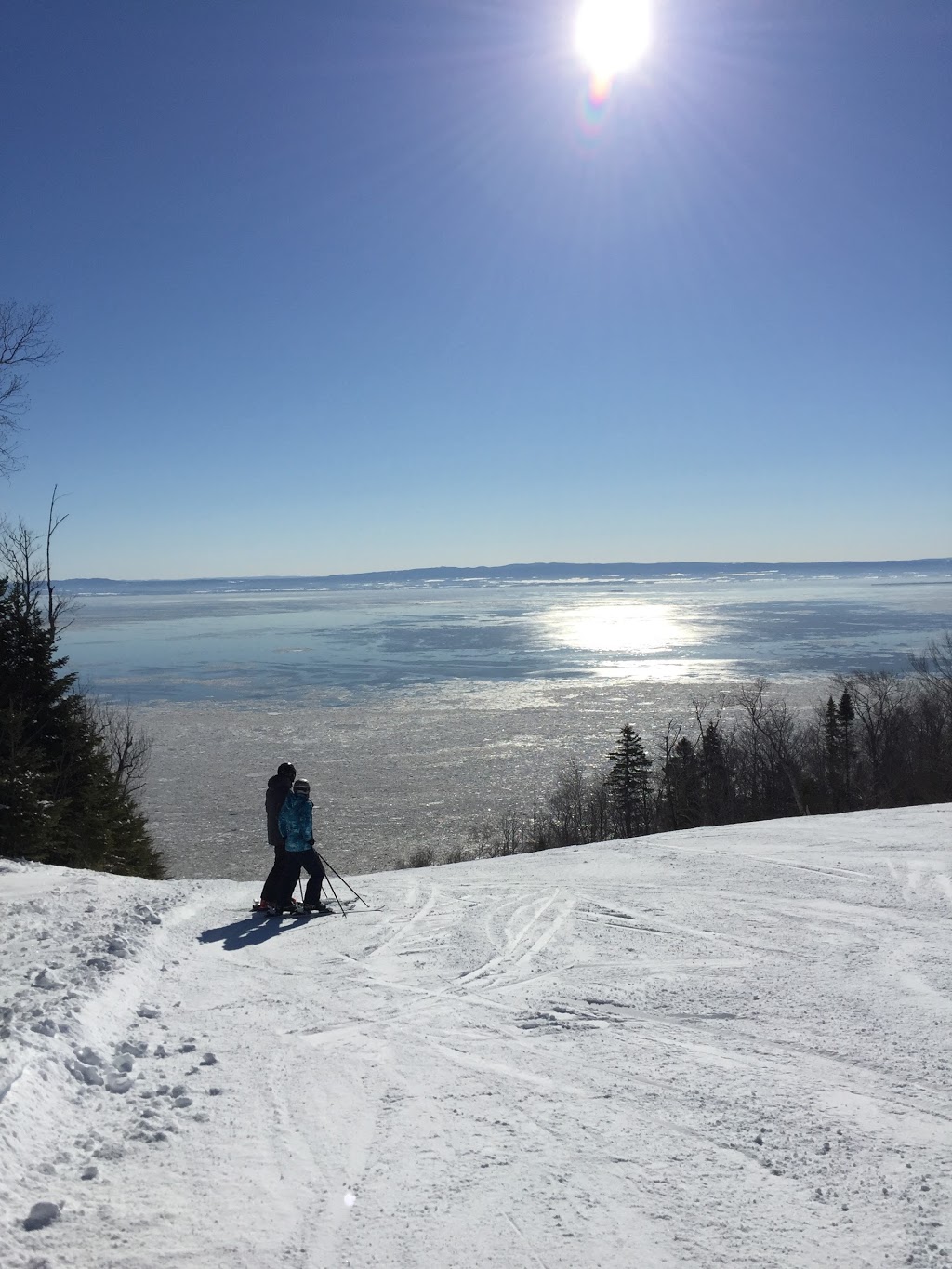 Chalet lAquitaine | Petite-Rivière-Saint-François, QC G0A 2L0, Canada | Phone: (450) 659-8644