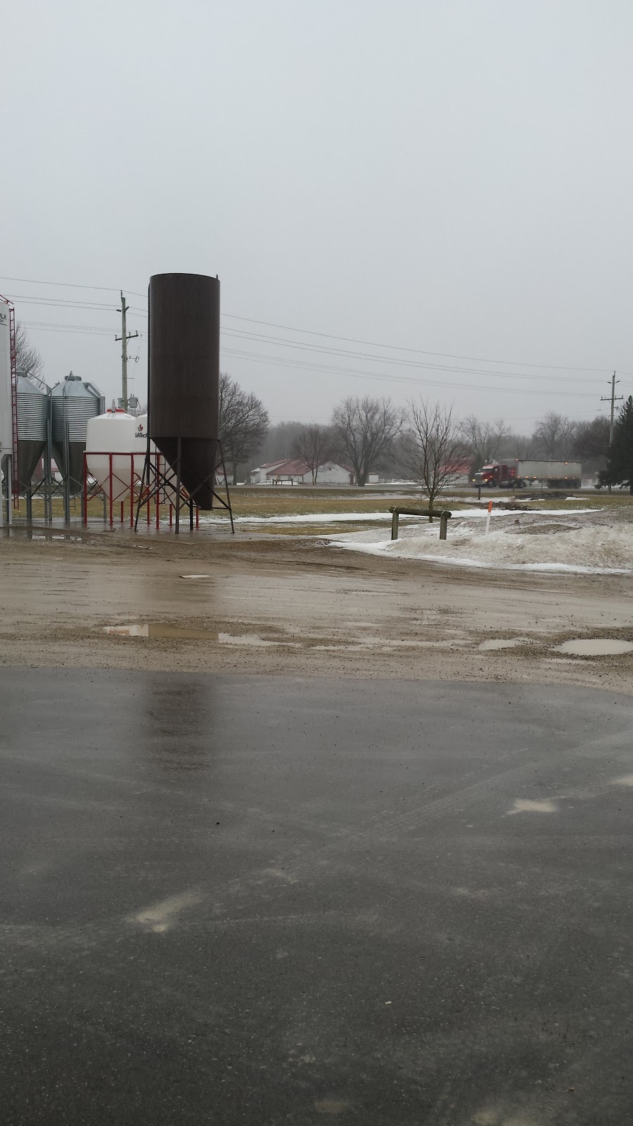 County Line Equipment | 8582 ON-23, Listowel, ON N4W 3G6, Canada | Phone: (800) 463-7622