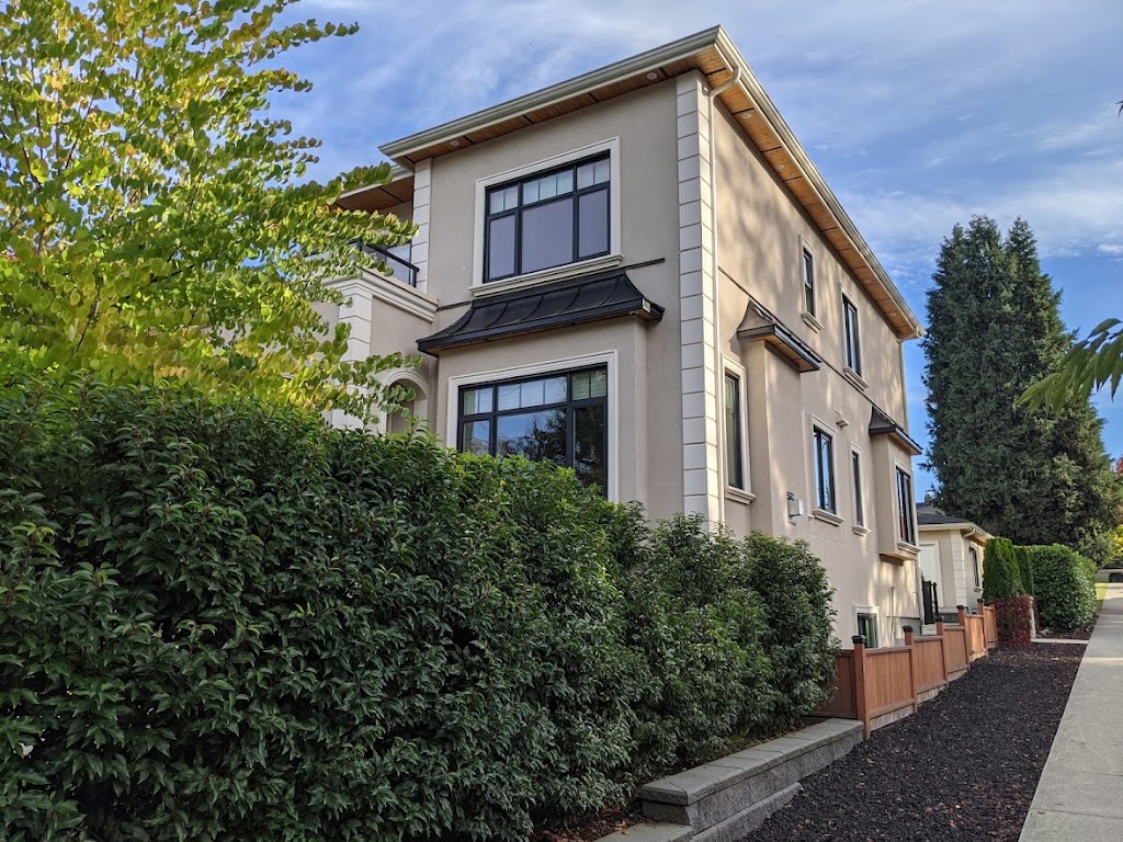 The Laurel - Harbour of Hope | 898 W 24th Ave, Vancouver, BC V5Z 2C1, Canada | Phone: (604) 292-6799