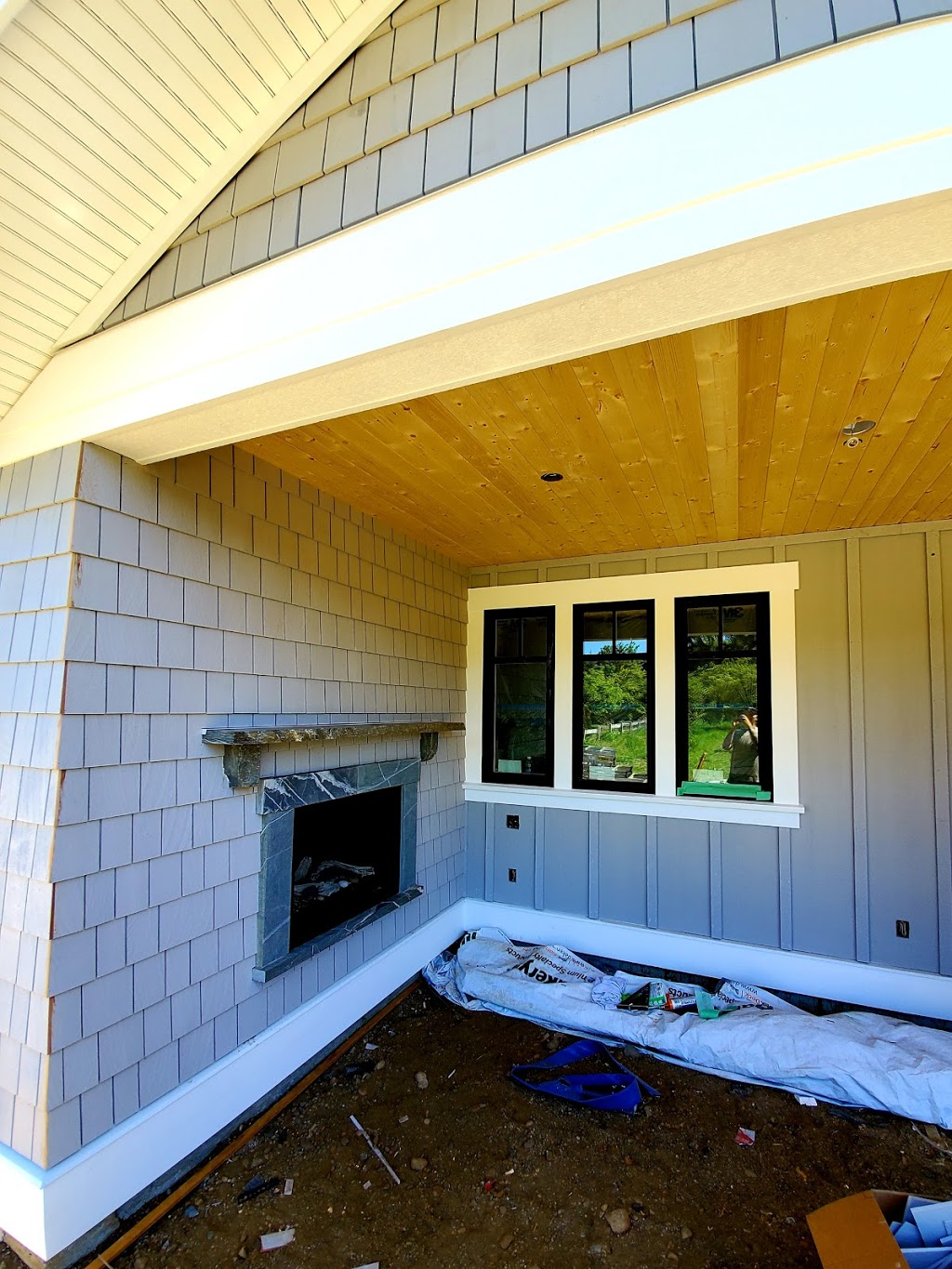 Distinctive Exteriors | 1627 Stone Lake Dr, Nanoose Bay, BC V9P 9L1, Canada | Phone: (250) 713-5772