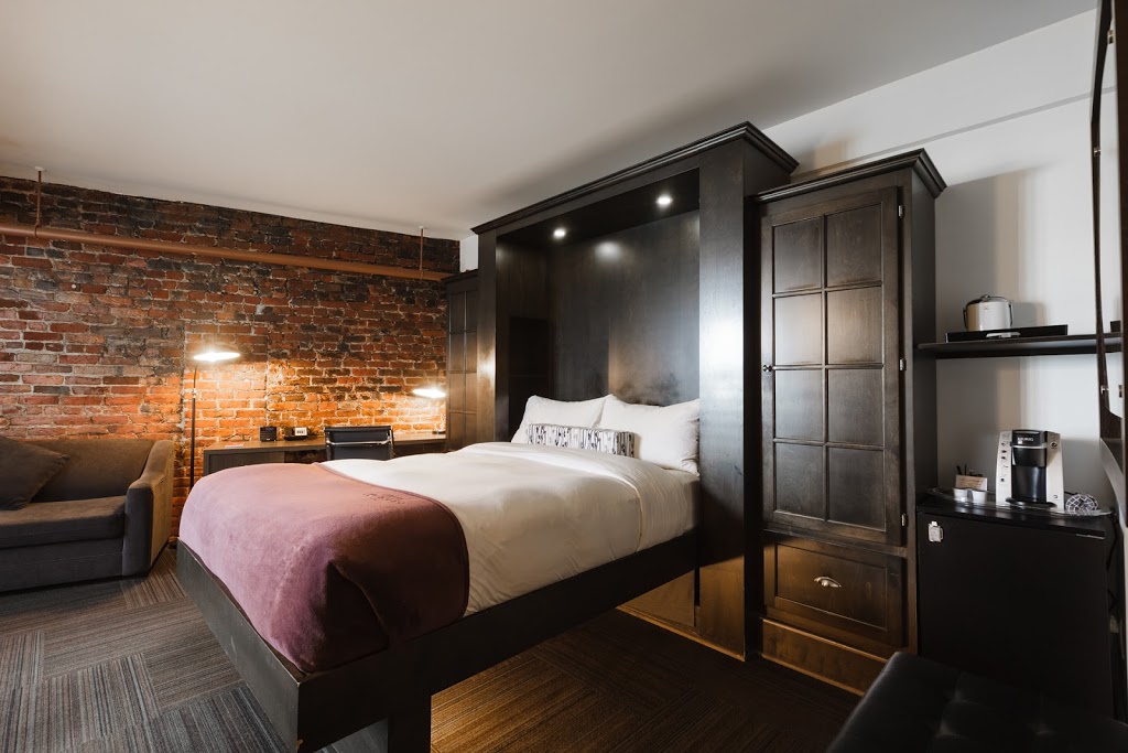 Hôtel des Coutellier | 253 Rue Saint-Paul, Québec, QC G1K 8C1, Canada | Phone: (888) 523-9696