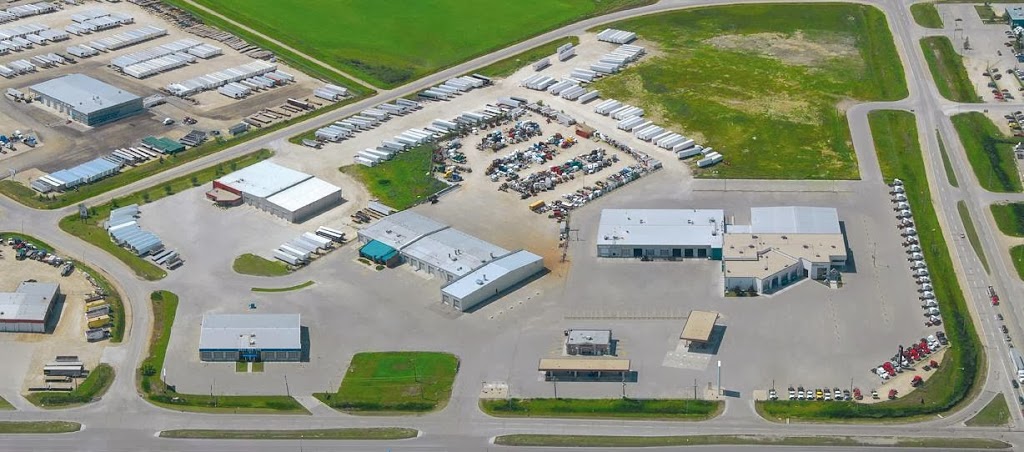 Maxim Truck & Trailer | 1860 Brookside Blvd, Winnipeg, MB R3C 2E6, Canada | Phone: (204) 790-6599