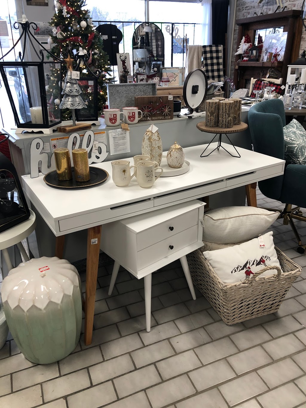 Java House and Home | 171 Burton Ave, Barrie, ON L4N 2R9, Canada | Phone: (705) 733-5282