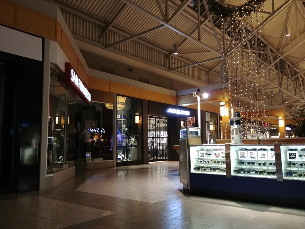 Old Navy | 6801 Route Transcanadienne, Pointe-Claire, QC H9R 5J2, Canada | Phone: (514) 630-7771