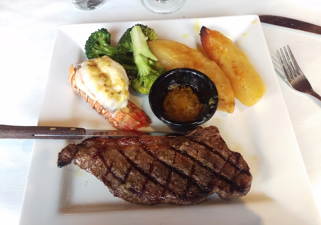 Little Billys Steakhouse | 6785 Hastings St, Burnaby, BC V5B 1S6, Canada | Phone: (604) 294-4460