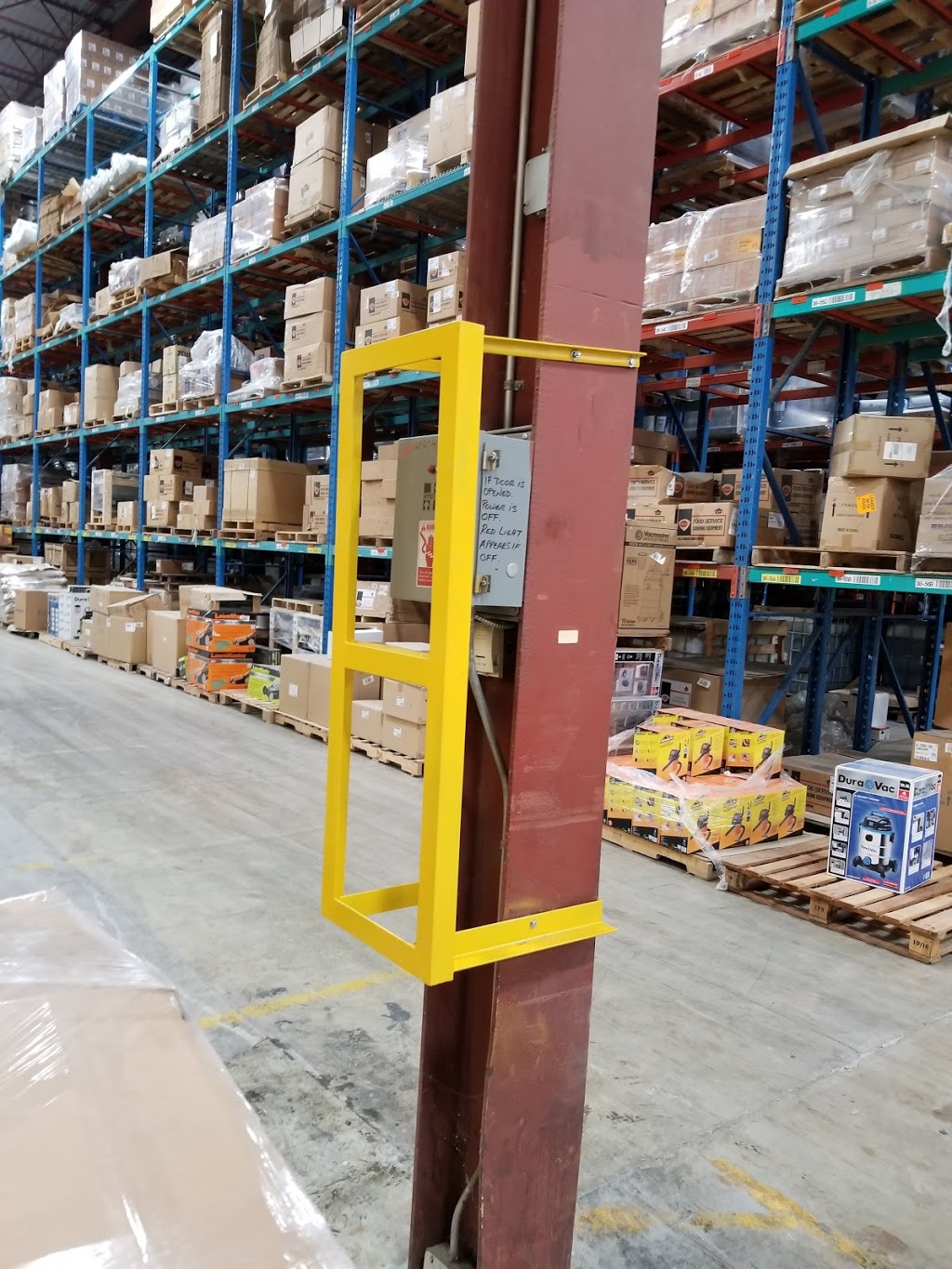 Manitoulin Transport | 7035 Ordan Dr, Mississauga, ON L5T 1T1, Canada | Phone: (905) 670-8990