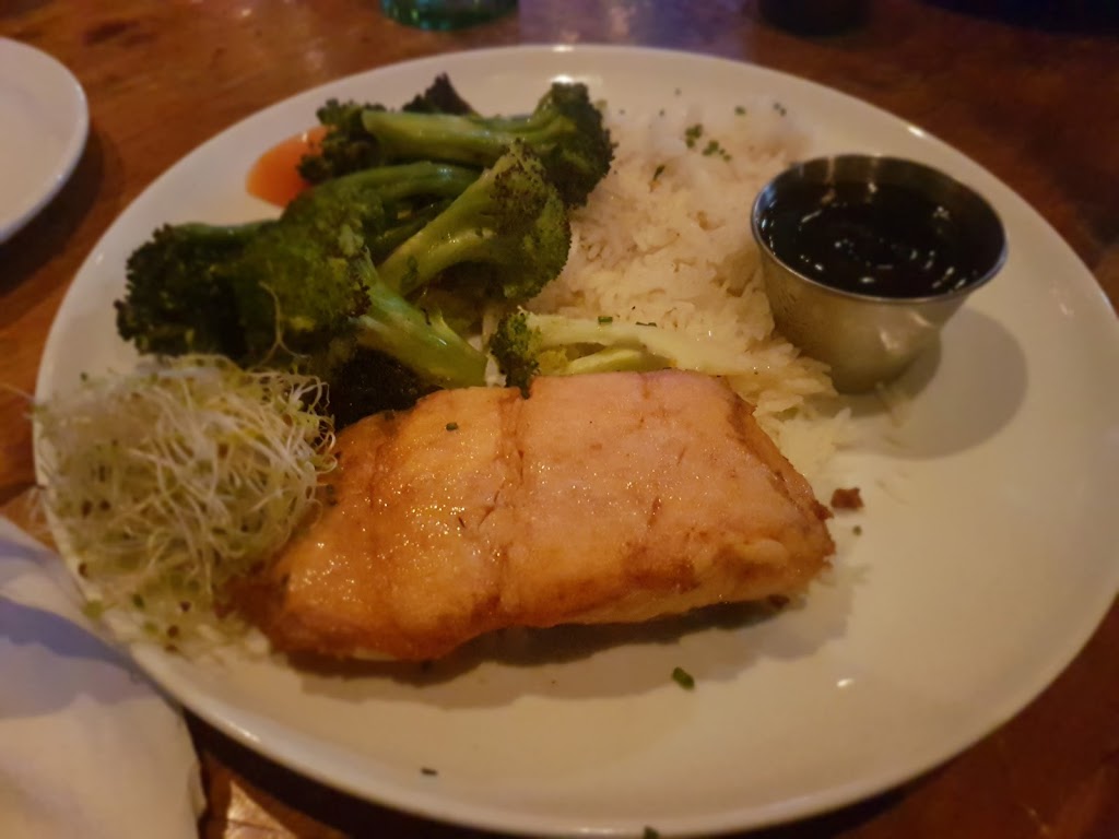 BM Resto Bar Grill Mirabel | 8480 Rue Saint-Jacques, Mirabel, QC J7N 2A3, Canada | Phone: (450) 475-6169