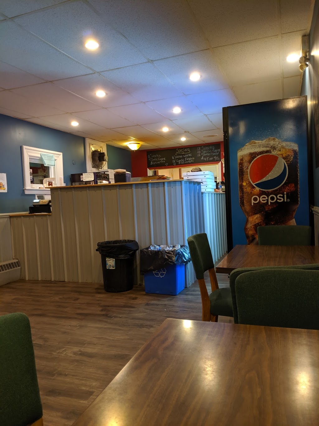 Bridge st Snack Shop | 23 Bridge St, Sackville, NB E4L 3N6, Canada | Phone: (506) 536-2320