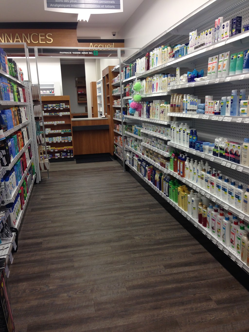 Proxim pharmacie affiliée - Yassine Amnay | 10 Rue Saint Joseph, Mont-Saint-Grégoire, QC J0J 1K0, Canada | Phone: (450) 376-9997