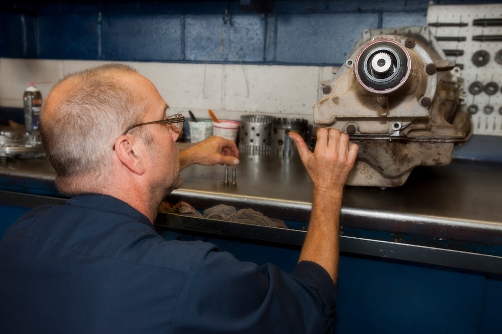 Dicks Transmission Service & Repair | 28 Dundas St E, Waterdown, ON L0R 2H5, Canada | Phone: (905) 689-4882