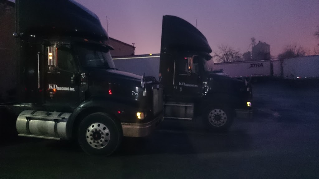 KDTRUCKING INC | 2500 Lawrence Ave E #16, Scarborough, ON M1P 2R7, Canada | Phone: (416) 751-5400