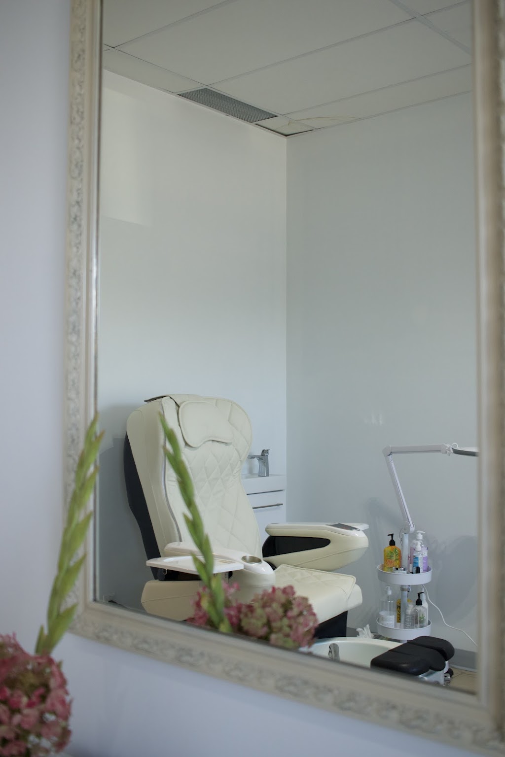 Revive Facial Rejuvenation and Foot Care | 53 Arthur St W, Thornbury, ON N0H 2P0, Canada | Phone: (705) 351-4546