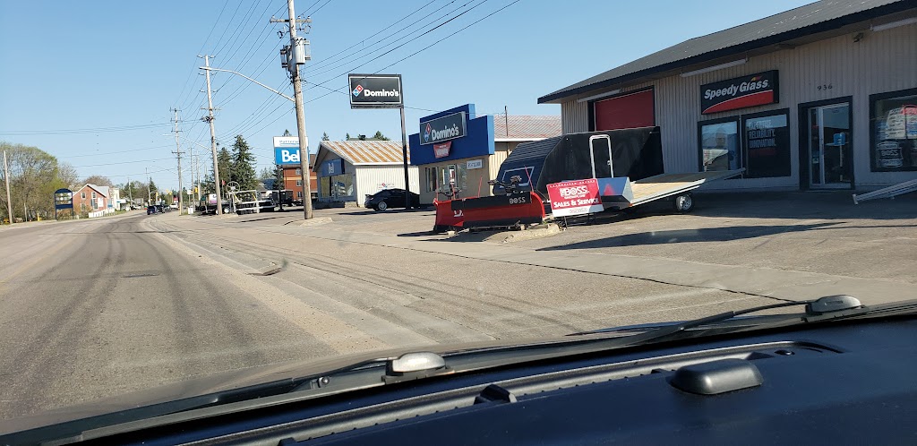 Trucks Plus | 936 Pembroke St E, Pembroke, ON K8A 3M2, Canada | Phone: (613) 732-2824