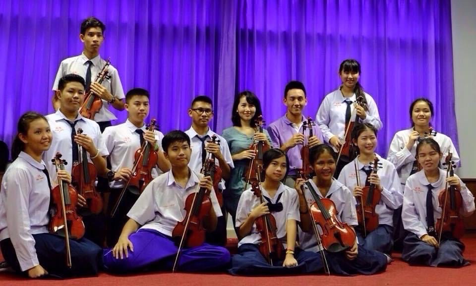 Moon Studio Violin Lessons | 121 200 Cortina Bay, Calgary, AB T3H 0B5, Canada | Phone: (403) 870-9335