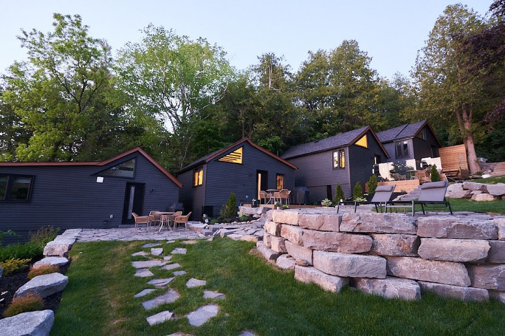 Away Cabins | 1026 Merrill Rd #12, Roseneath, ON K0K 2X0, Canada | Phone: (855) 733-2929