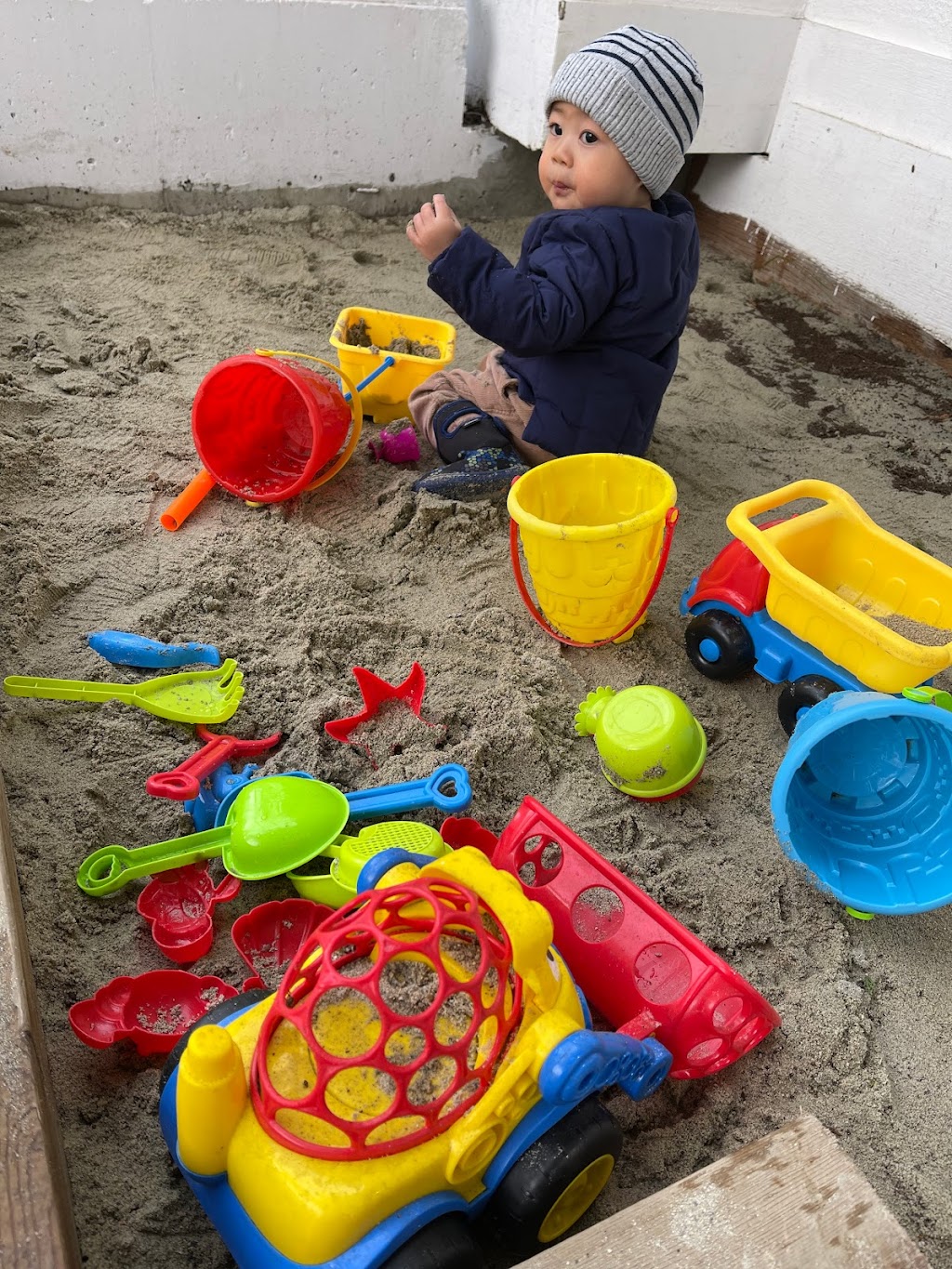 Lollypop childcare | 4990 Cedarcrest Ave, North Vancouver, BC V7R 3R8, Canada | Phone: (778) 968-0024