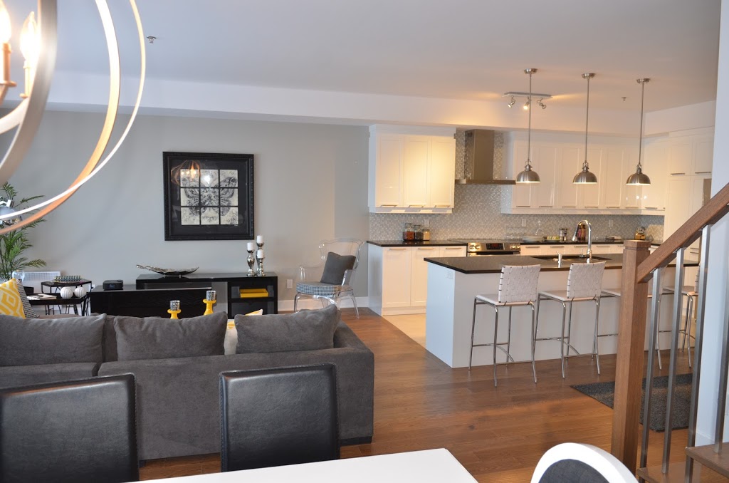 Complexe Le St-Laurent | 8035 Boulevard du St Laurent, Brossard, QC J4X 2A1, Canada | Phone: (450) 679-0700