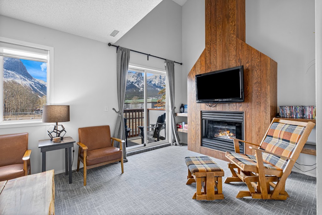 Canmore Real Estate Company - MaxWell Capital Realty | 306 Bow Valley Trail #201A, Canmore, AB T1W 0L1, Canada | Phone: (403) 688-7769