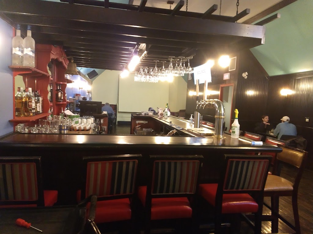 Sand Castle Steakhouse | 5227 Lakeshore Dr, Sylvan Lake, AB T4S 1Y8, Canada | Phone: (403) 864-0011