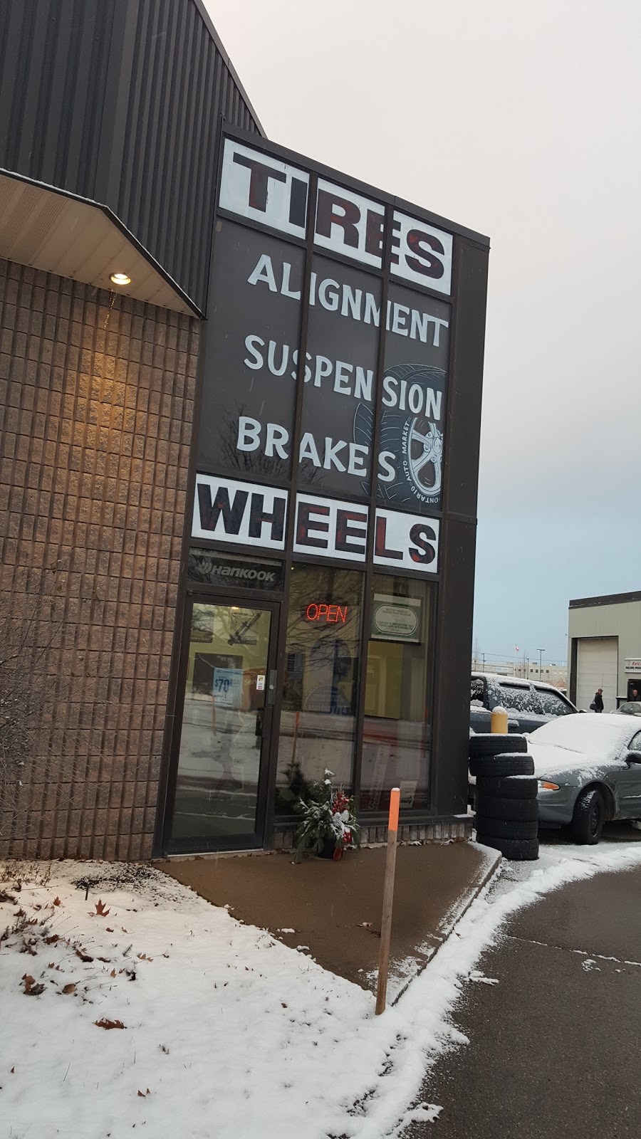 Downtown Auto Centre | 680 Trillium Dr, Kitchener, ON N2R 1E6, Canada | Phone: (519) 744-6499