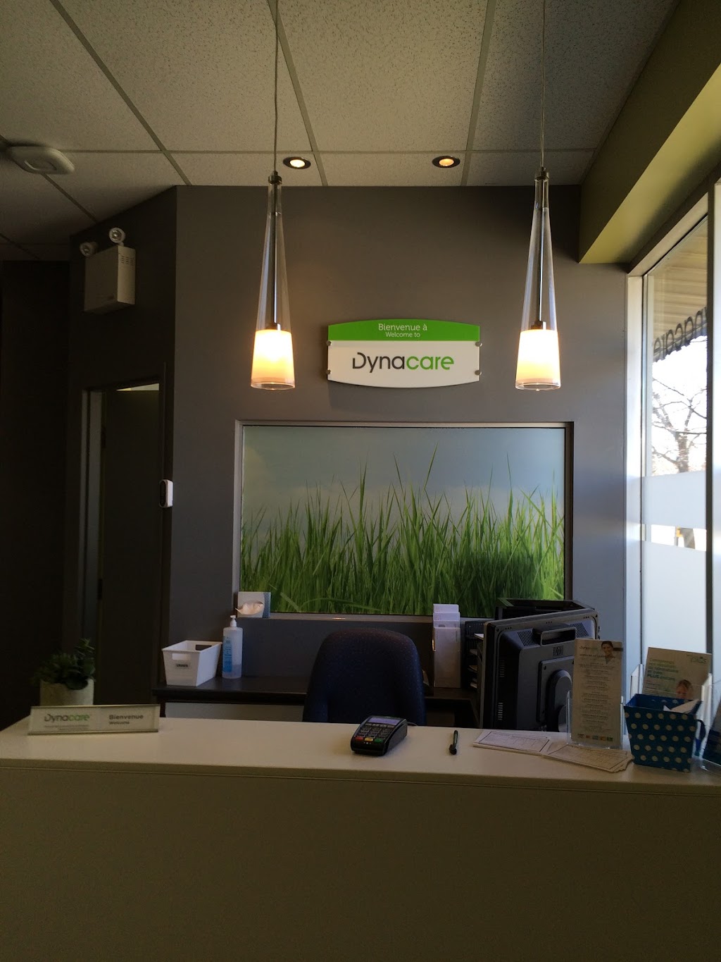 Centre de services de santé et de laboratoire Dynacare | 17000 Boul Hymus, Kirkland, QC H9J 2W2, Canada | Phone: (514) 697-6011