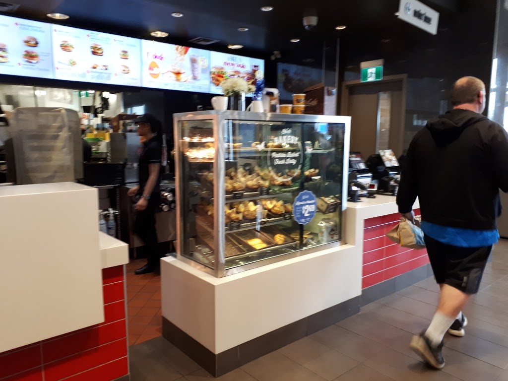 McDonalds | 9857 50 St NW, Edmonton, AB T6A 3X5, Canada | Phone: (780) 414-8433