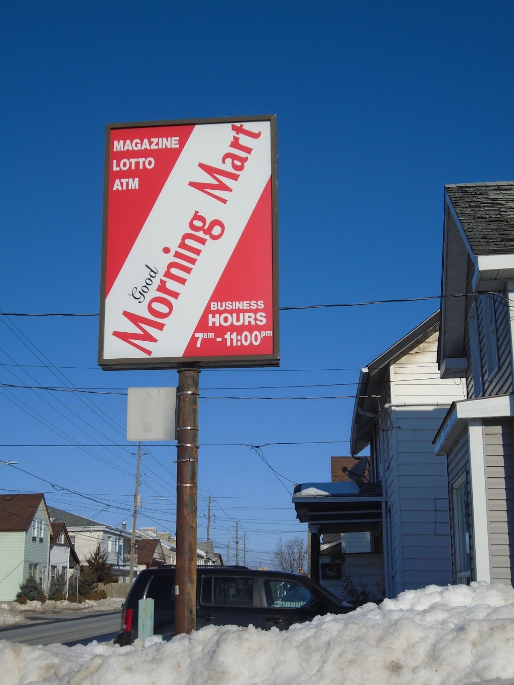 Morning Mart | 235 Montreal St, Kingston, ON K7K 3G6, Canada | Phone: (613) 544-5198