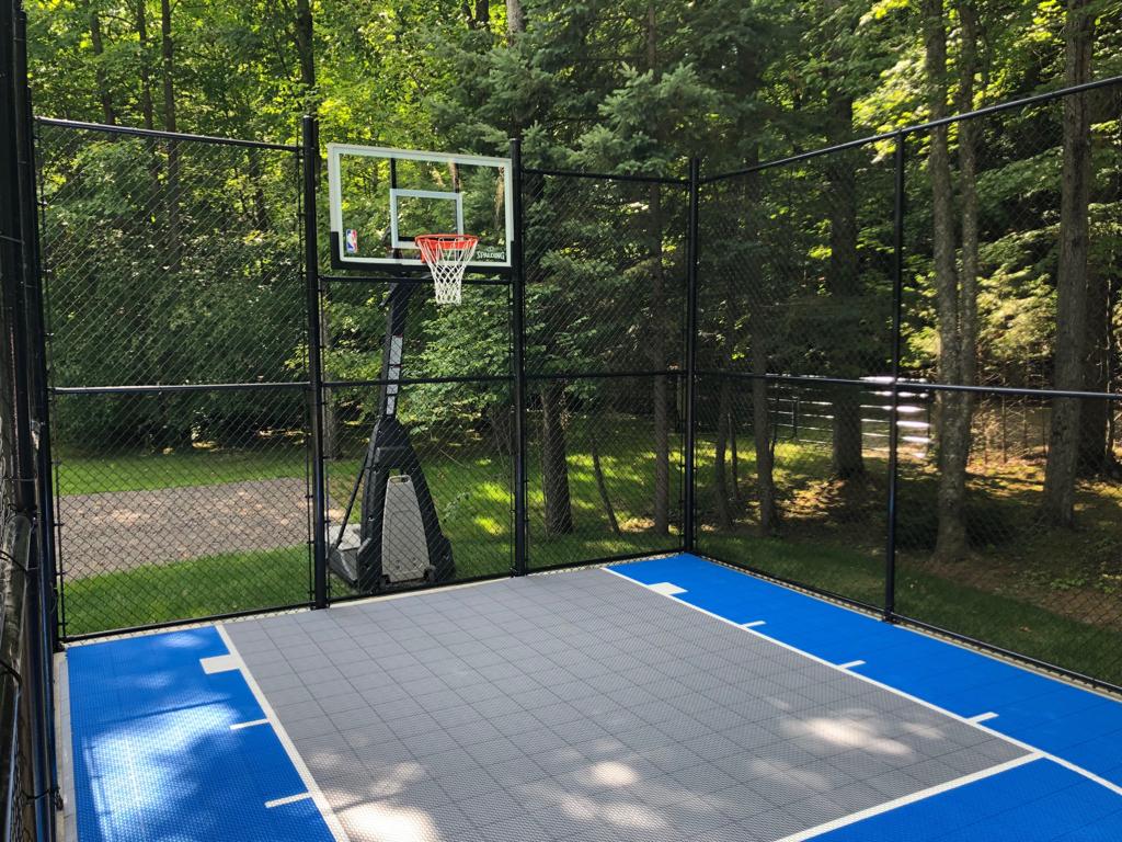 DIY Court Canada | 1515 Matheson Blvd E Unit C1, Mississauga, ON L4W 2P5, Canada | Phone: (833) 287-3492