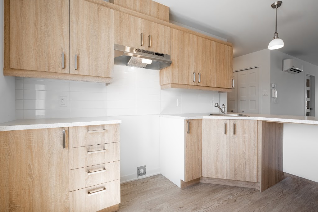 Chambly sur le Golf (Appartements) | 134 Rue Joseph Bresse, Chambly, QC J3L 0W1, Canada | Phone: (438) 372-4603