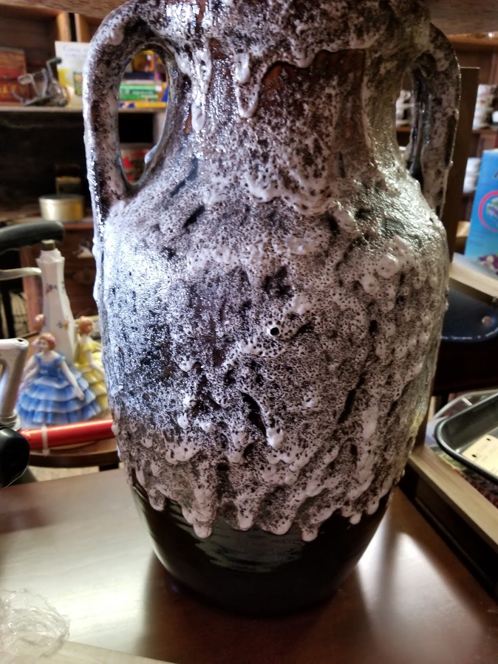 Inglewood Antique Market | 16083 Hurontario St, Inglewood, ON L0N 1K0, Canada | Phone: (905) 838-4000