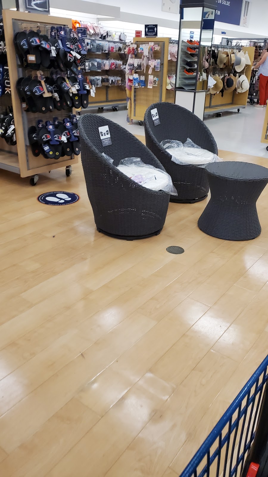 Marshalls | 880 A. Chomedey, Laval, QC H7X 3S9, Canada | Phone: (450) 689-9340