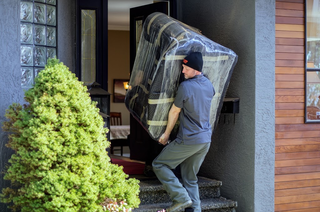 Ferguson Moving & Storage | 2080 Van Dyke Pl, Richmond, BC V6V 1X9, Canada | Phone: (604) 757-0438