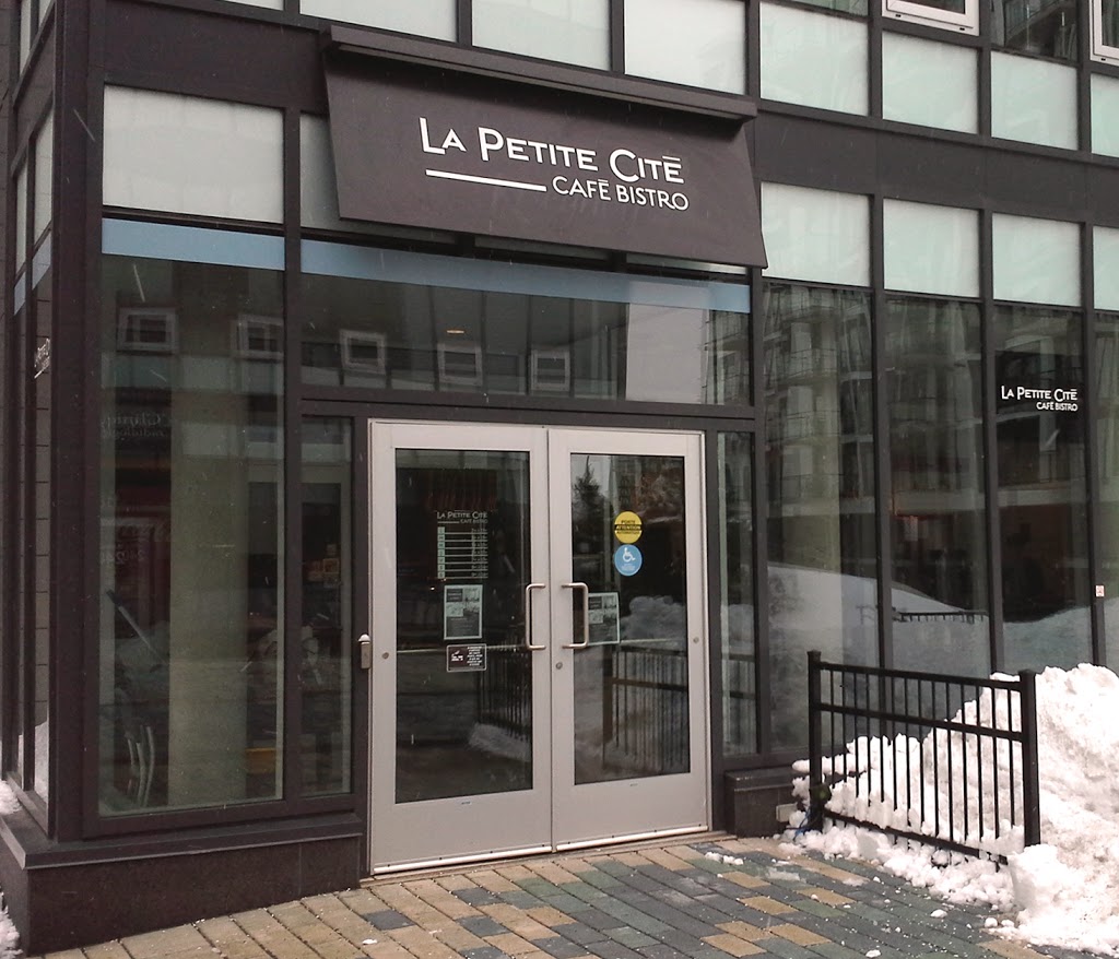 La Petite Cité, café bistro | 1220, rue des Soeurs-du-Bon-, Pasteur, Québec, QC G1S 0B1, Canada | Phone: (418) 914-2048