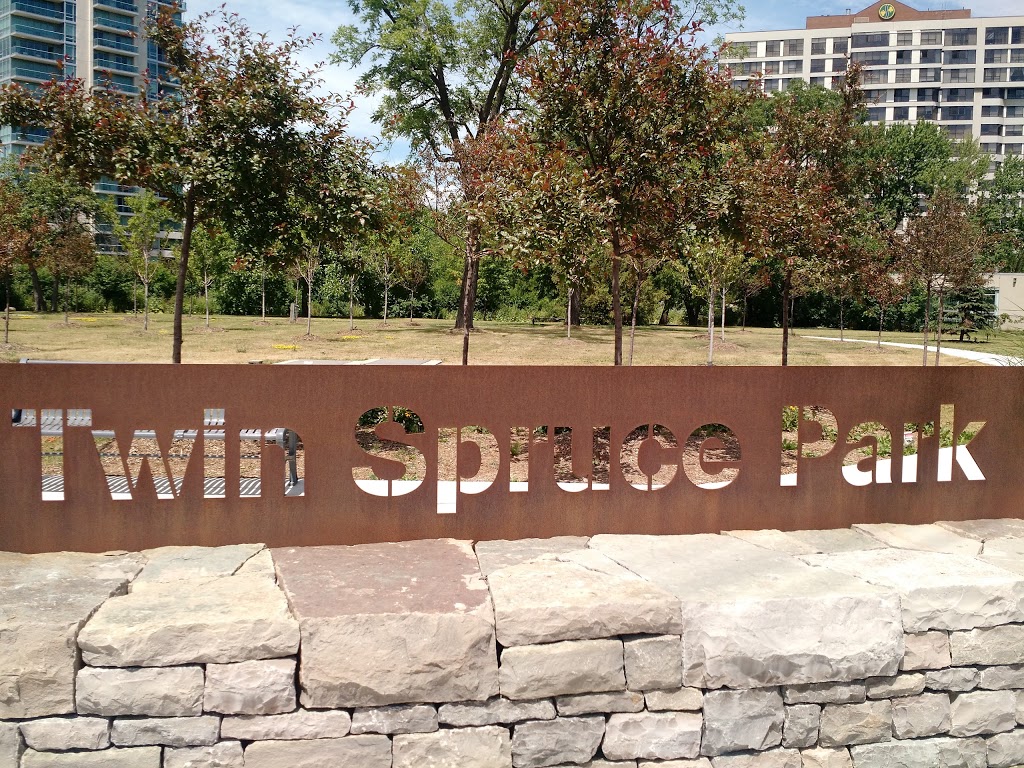 Twin Spruce Park | 2013 Lakeshore Rd W, Mississauga, ON L5J 0A1, Canada | Phone: (905) 615-4100