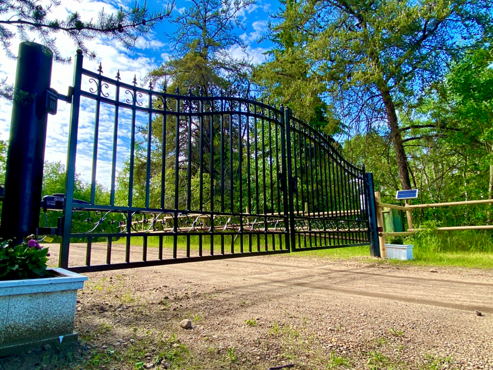 Hide Your Ride Boat and RV Storage | 57126, Range Rd 232, Gibbons, AB T0A 1N0, Canada | Phone: (780) 690-8039