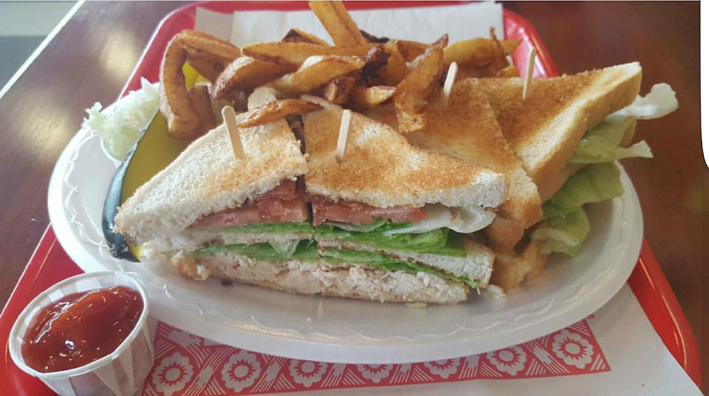 Restaurant Chez Job | 1652, Chemin Gascon, Terrebonne, QC J6X 3A3, Canada | Phone: (450) 416-3316