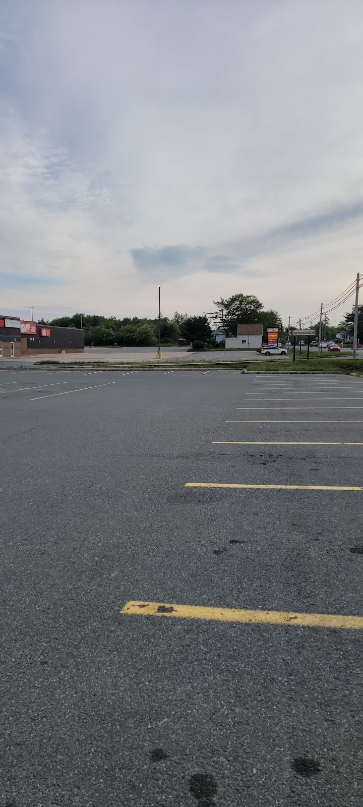 Shelburne Mall | 115 King St, Shelburne, NS B0W 1G0, Canada | Phone: (902) 875-2579