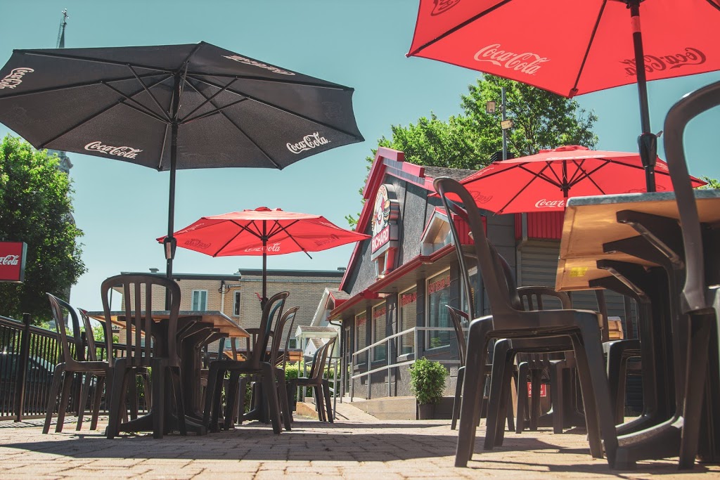 Resto Richard | 1616 Rue Notre Dame, LAncienne-Lorette, QC G2E 3B5, Canada | Phone: (581) 741-0908