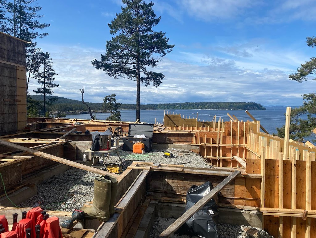 DJS Contracting | 4746 Laurel Ave, Sechelt, BC V0N 3A2, Canada | Phone: (604) 989-1441