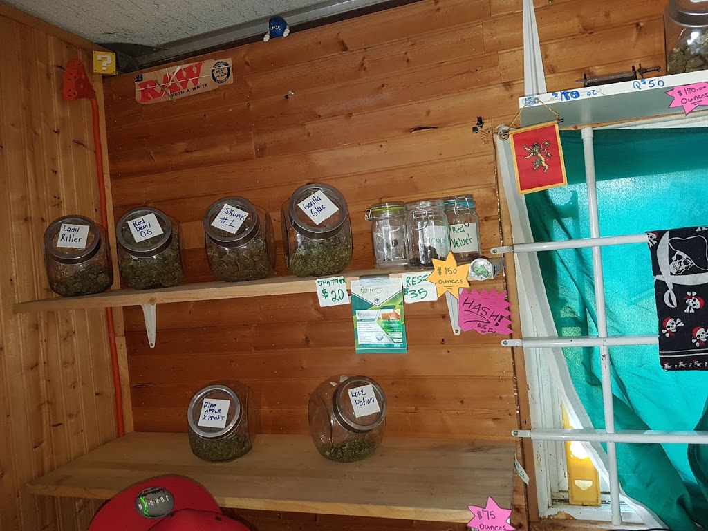 ELITE DISPENSARY | 22 S Church St, Deseronto, ON K0K 1X0, Canada | Phone: (613) 243-7088