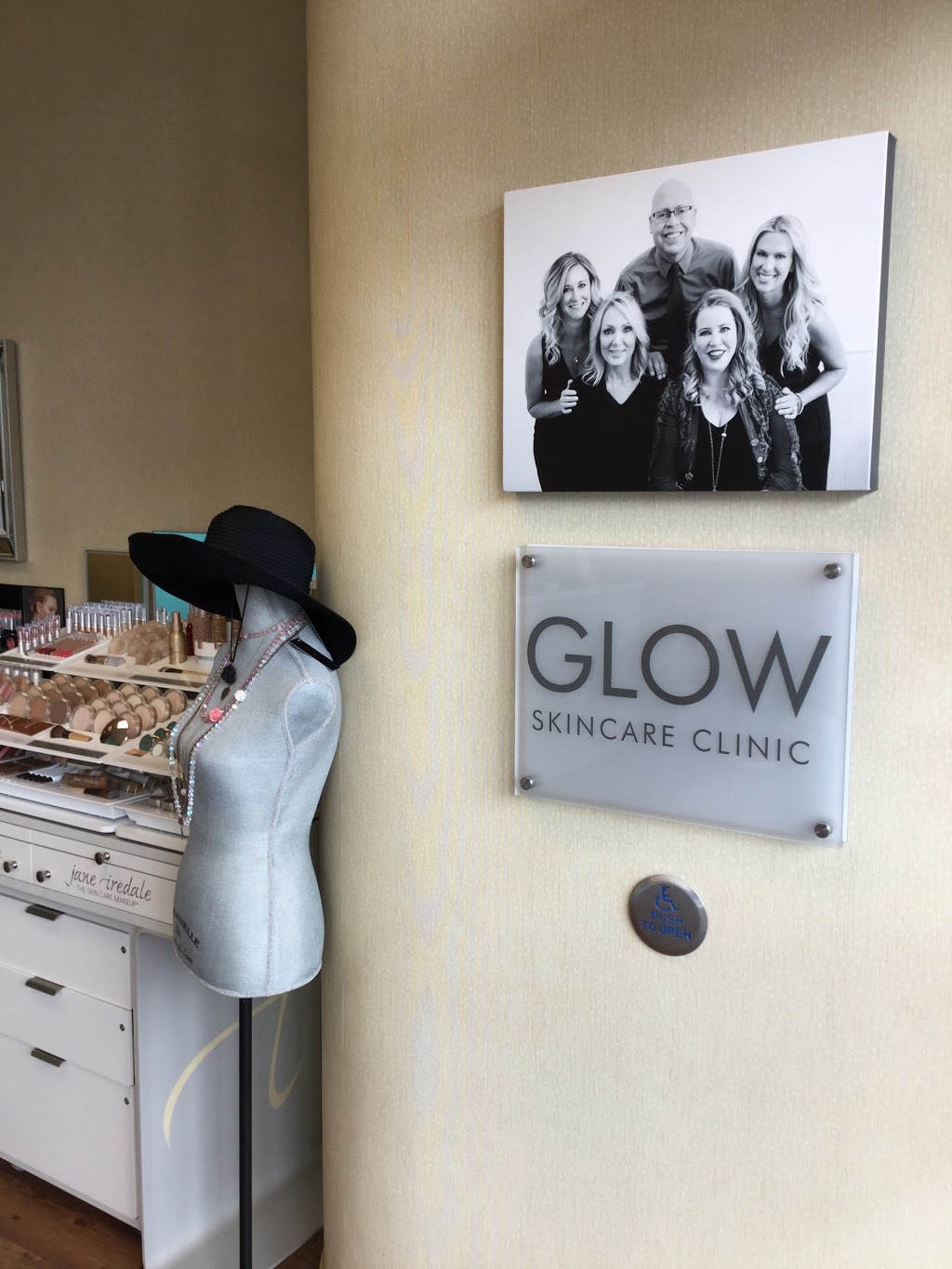 Glow Skincare Clinic | 1848 Main St #132, Penticton, BC V2A 5H3, Canada | Phone: (778) 476-5556