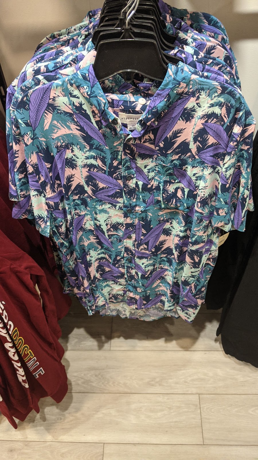 Aéropostale | 1800 Sheppard Ave E, North York, ON M2J 5A7, Canada | Phone: (416) 497-1710