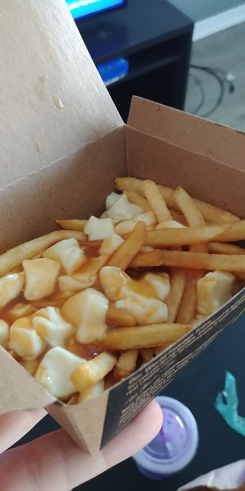 McDonalds | 321 Boulevard de la Marine, Varennes, QC J3X 1Z4, Canada | Phone: (450) 929-0186
