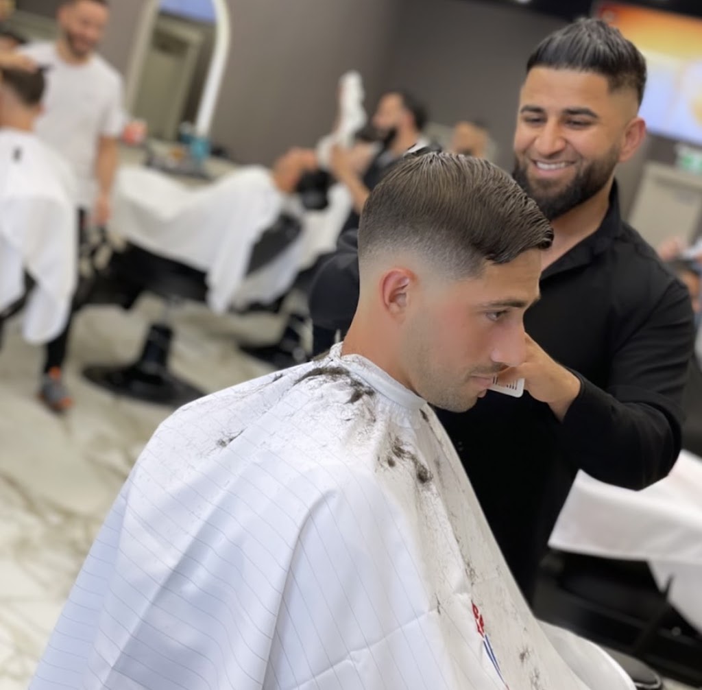 Razors Edge Barber Shoppe - South Pointe | 4600 130 Ave SE #414, Calgary, AB T2Z 0C2, Canada | Phone: (403) 454-9396
