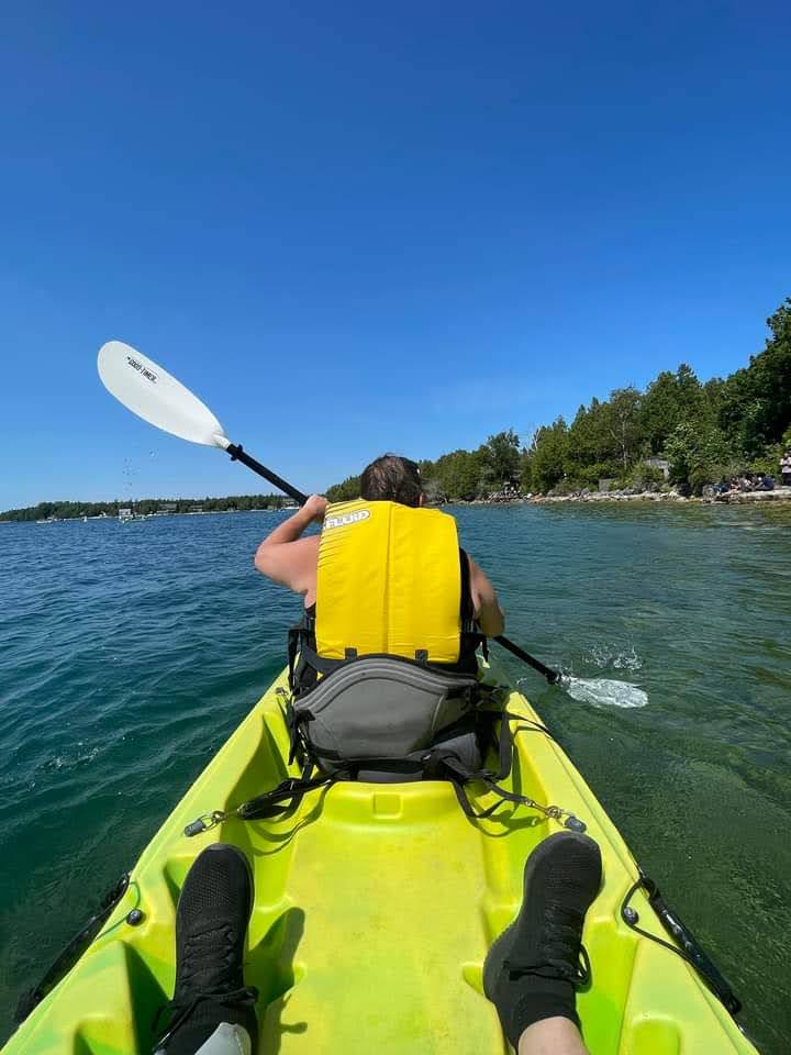On the Water Kayaks | 53 Bay St, Tobermory, ON N0H 2R0, Canada | Phone: (519) 596-2626