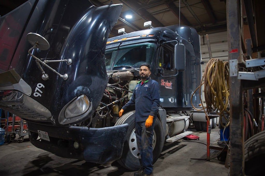 Skytrans Truck & Trailer Repair | 100 Market Dr, Milton, ON L9T 3H5, Canada | Phone: (833) 864-6443